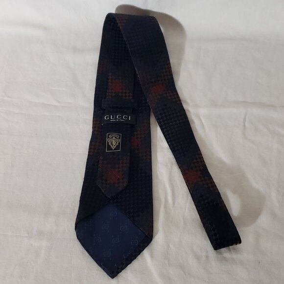 GUCCI Made in Italy 100% Silk Necktie - Black Brown Red Square - 3 3/4" x 58" - Picture 4 of 10
